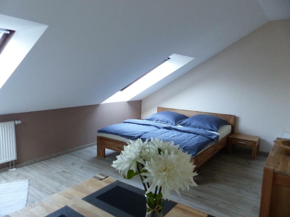 Ferienwohnung Ortrand - Pension エクステリア 写真