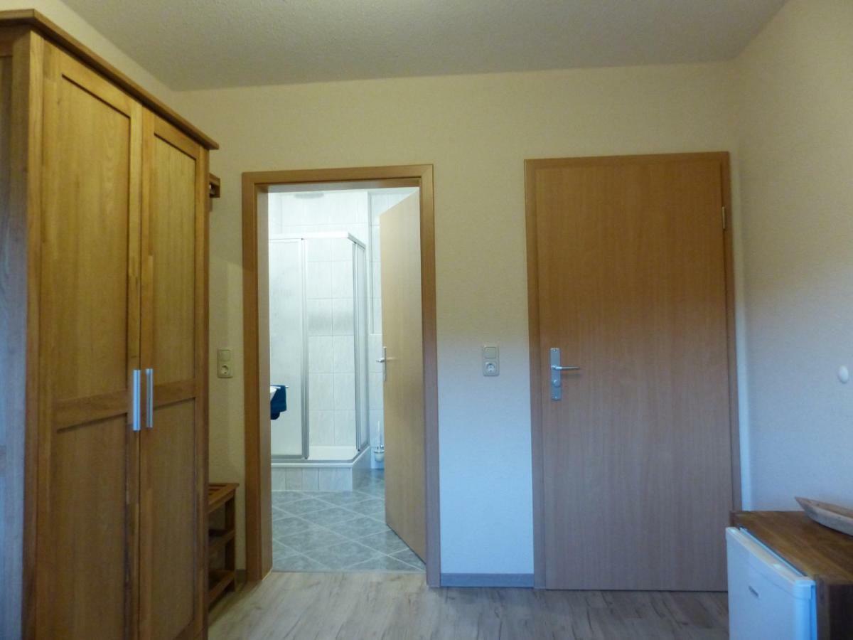 Ferienwohnung Ortrand - Pension エクステリア 写真